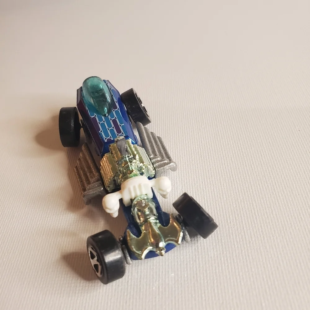 Vintage 1994- Birdhouse Hot Wheels